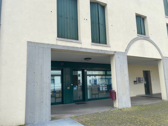 Oggi vi proponiamo un immobile a reddito in ottima posizione nel pieno centro storico di Piove di...