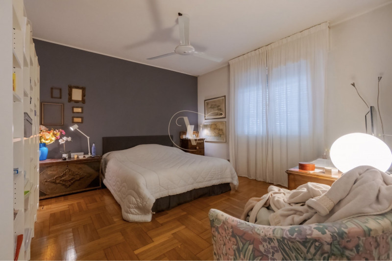 Scopri un'opportunità unica nel cuore del prestigioso quartiere di San Giovanni, a Padova. Presen...