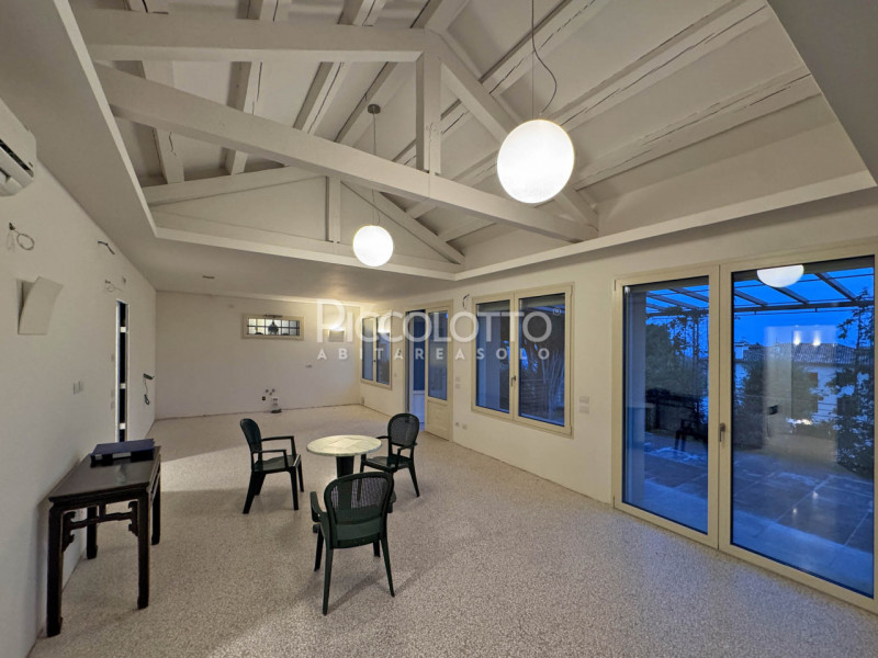 Rif. V5282 - Asolo, nel cuore del Centro Storico, villa indipendente recentemente ristrutturata i...