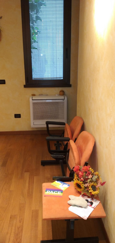 Vendesi Capannone accostato situato nella zona industriale di Monselice, con una superficie di 28...