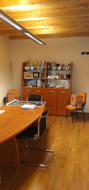 Vendesi Capannone accostato situato nella zona industriale di Monselice, con una superficie di 28...