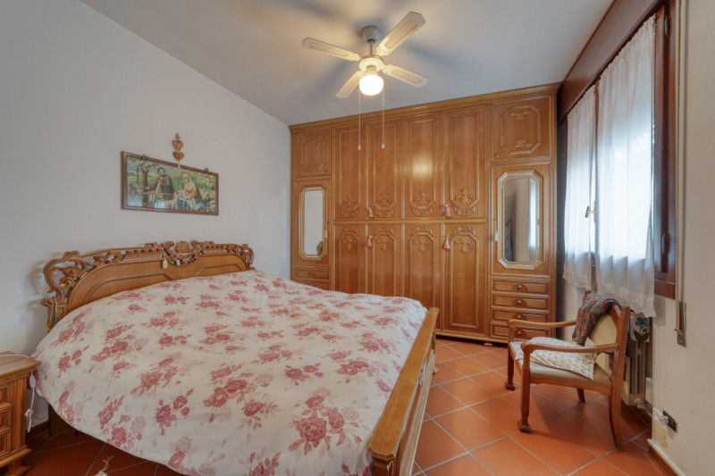 Nella zona del Canton della Madonna, comoda a Rubano, Caselle, Selvazzano Centro e Mestrino propo...