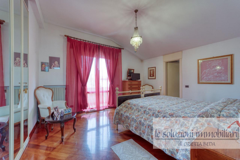 Nella zona del Canton della Madonna, comoda a Rubano, Caselle, Selvazzano Centro e Mestrino propo...