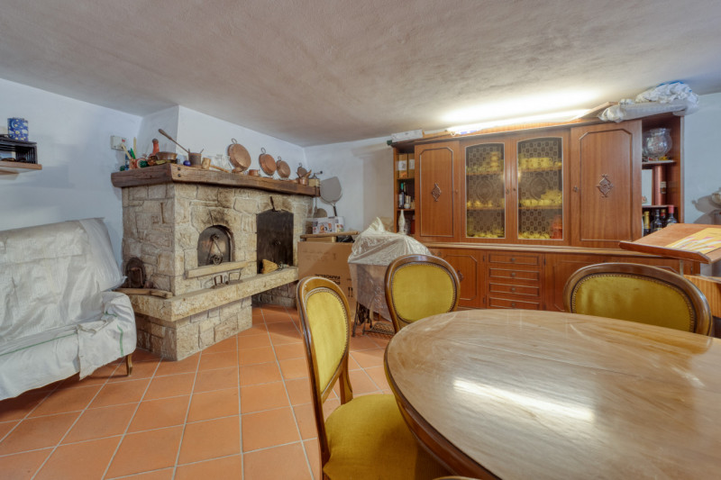 Nella zona del Canton della Madonna, comoda a Rubano, Caselle, Selvazzano Centro e Mestrino propo...