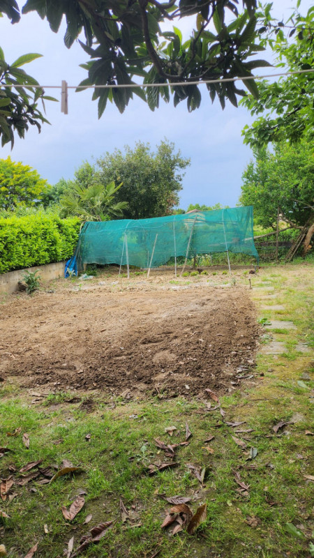 Nella zona del Canton della Madonna, comoda a Rubano, Caselle, Selvazzano Centro e Mestrino propo...