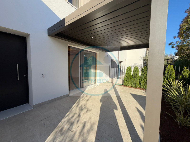 PORZIONE DI TRIFAMILIARE DI NUOVA COSTRUZIONE A MOGLIANO VENETO (TV) 

In zona centrale e strateg...