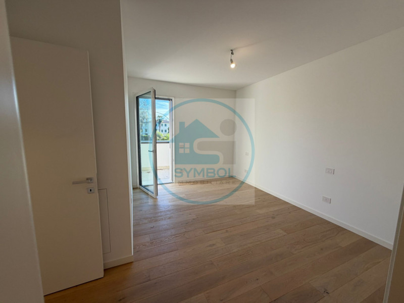 PORZIONE DI TRIFAMILIARE DI NUOVA COSTRUZIONE A MOGLIANO VENETO (TV) 

In zona centrale e strateg...