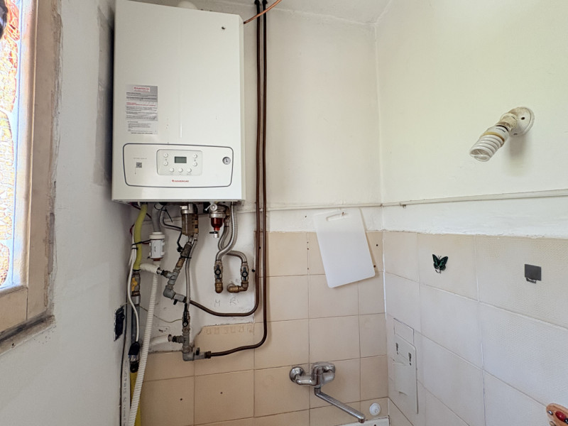 Se stai cercando un appartamento comodo, tranquillo e ben posizionato, questa è l'occasione che f...