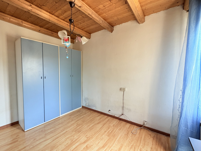 Se stai cercando un appartamento comodo, tranquillo e ben posizionato, questa è l'occasione che f...