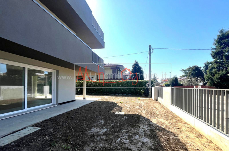 ABANO TERME – (Rif.A416-S) - In un elegante quartiere residenziale, a pochi passi dal centro stor...