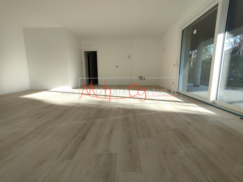 ABANO TERME – (Rif.A416-S) - In un elegante quartiere residenziale, a pochi passi dal centro stor...