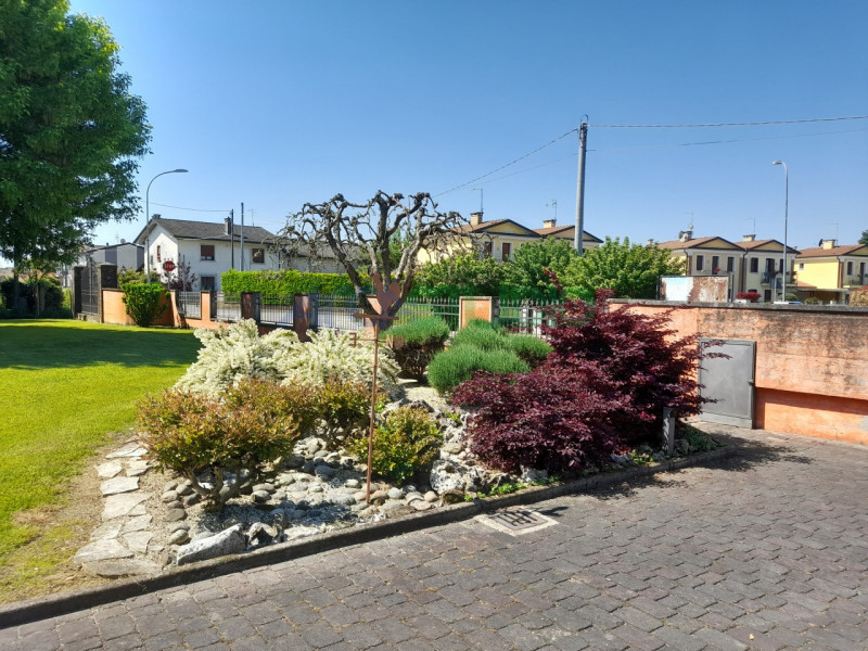 Quinto Vicentino - Valproto: Se stai cercando un'abitazione spaziosa e immersa nella tranquillità...