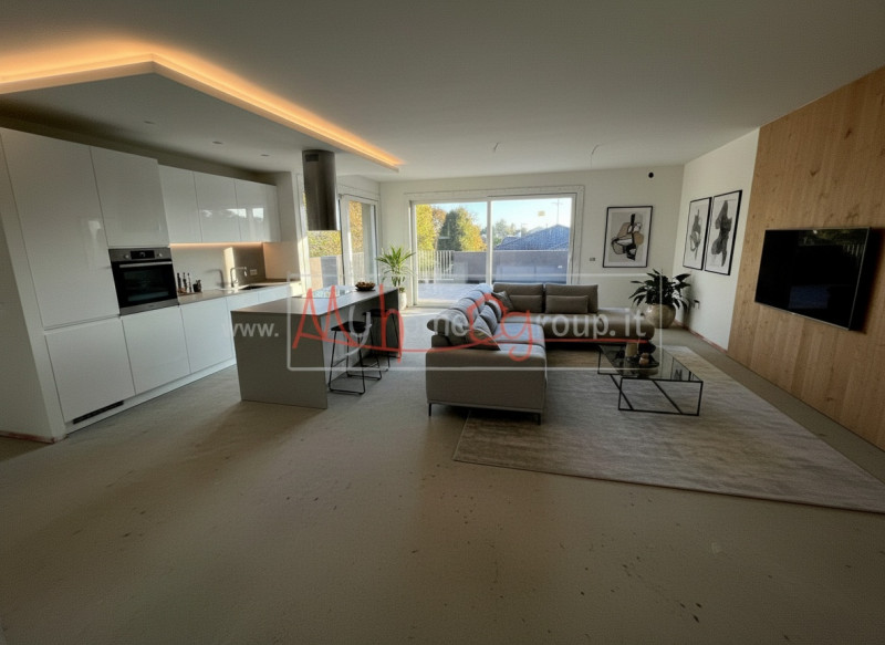 ABANO TERME - (Rif.A418-s) - In prossimità del centro storico di Abano Terme, quartiere signorile...