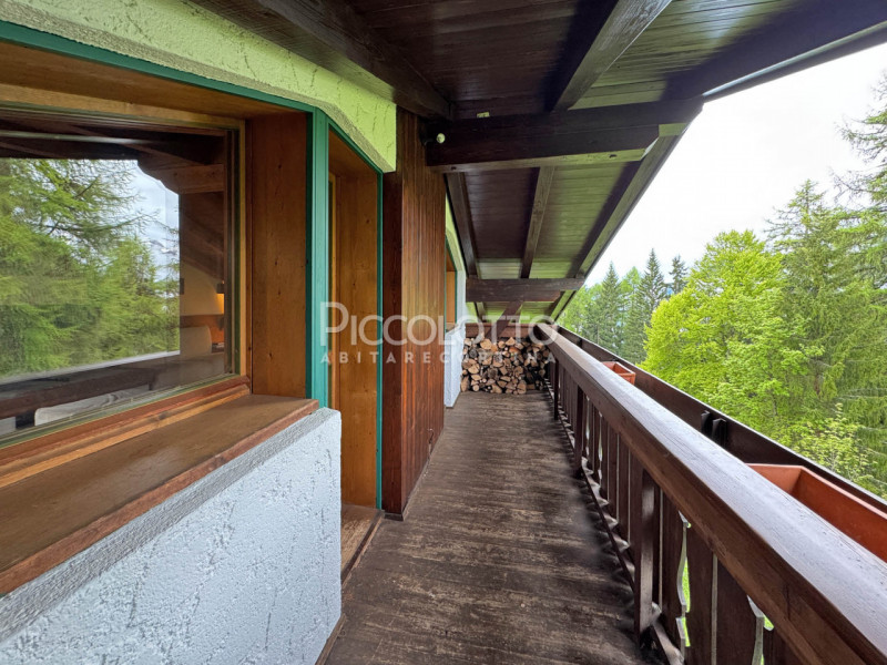 Rif. V5284 - Cortina d'Ampezzo, attico con 4 camere, posizione panoramica, adiacente alle piste d...