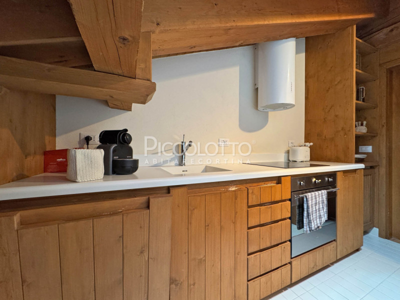 Rif. V5284 - Cortina d'Ampezzo, attico con 4 camere, posizione panoramica, adiacente alle piste d...