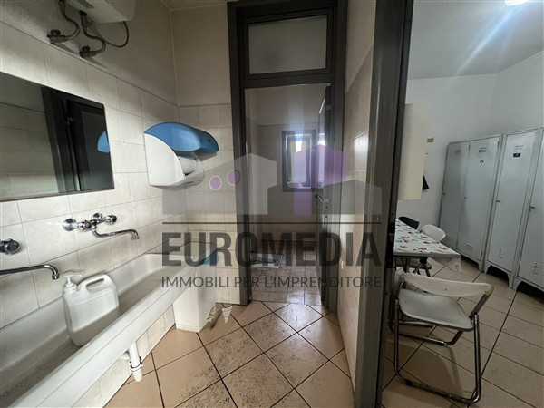 SAN BONIFACIO: Rif. 1537_ANTONIO - Per info 338.4892021 – EUROMEDIA propone in zona produttiva a ...