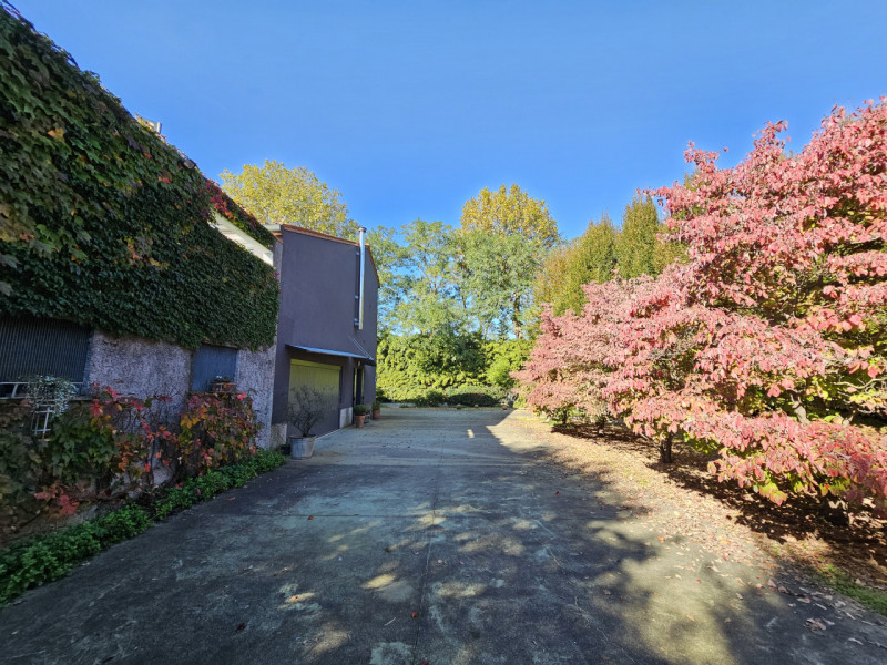 Proponiamo in vendita affascinante abitazione situata a Monselice, frutto di un sapiente recupero...