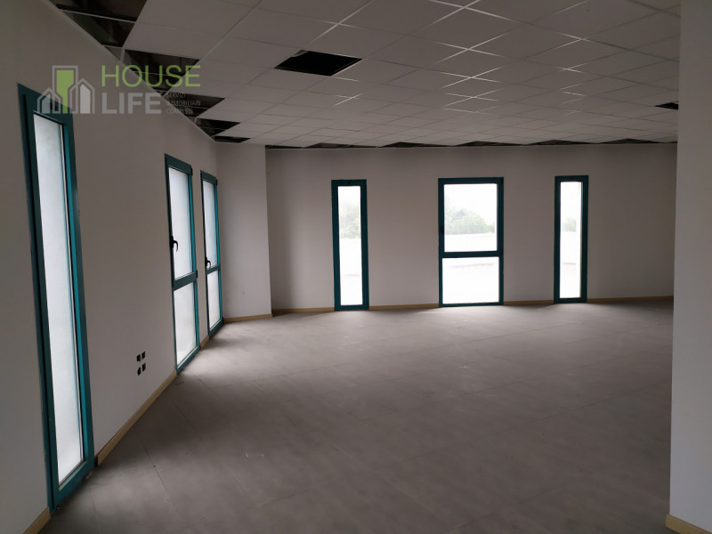 THIENE - ZONA INDUSTRIALE: VENDESI UFFICI open-space di varie metrature in posizione strategica c...