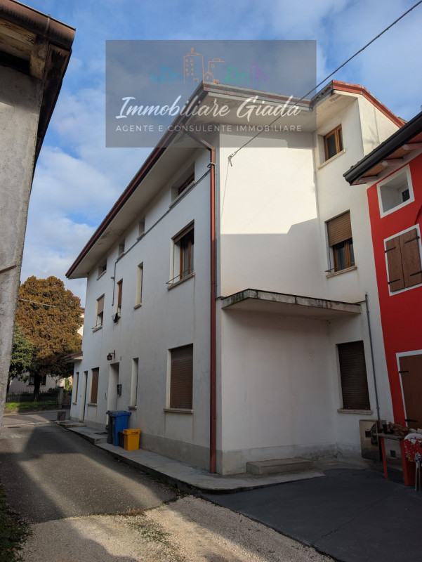 Se sei alla ricerca di un luogo accogliente e ben posizionato, non perdere l'opportunità di acqui...