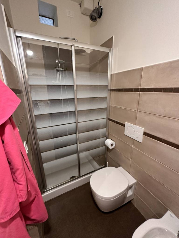 Bellissima stanza doppia in appartamento panoramico all'ultimo piano nel cuore del quartiere di M...