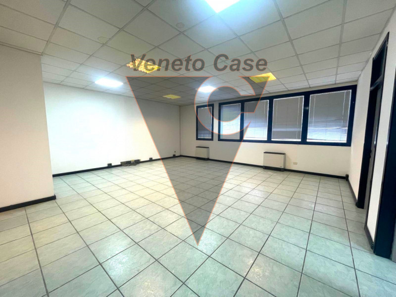 Noventa Padovana Affitto Ufficio