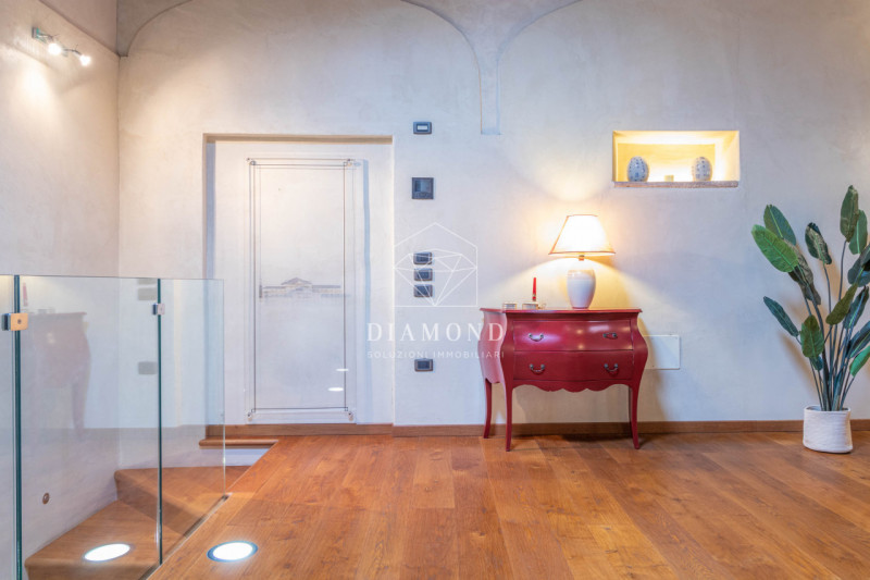 Montebelluna: ufficio di prestigio inserito in Villa Veneta risalente al 1500-1600, con parco di ...