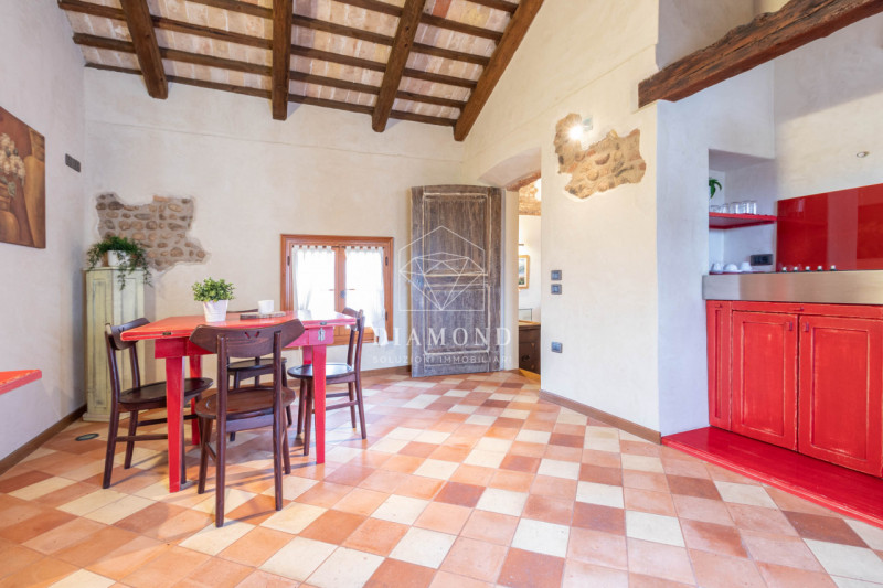 Montebelluna: ufficio di prestigio inserito in Villa Veneta risalente al 1500-1600, con parco di ...