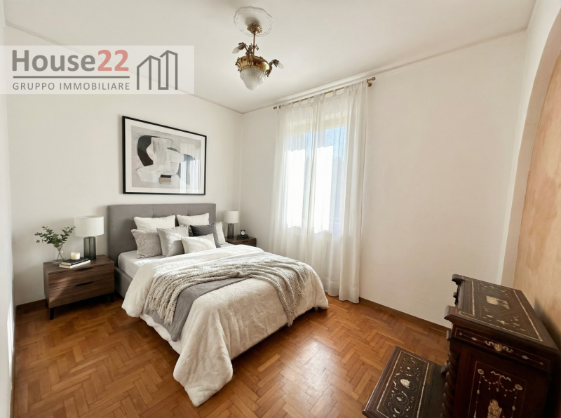 VICENZA CENTRO. Straordinaria VILLA in stile Neo Classico situata nel cuore di Vicenza, nella pre...