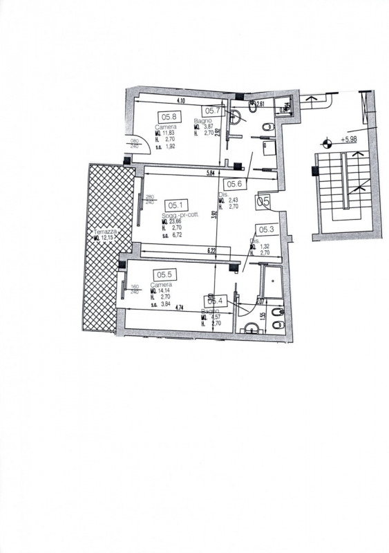 Scopri un'opportunità imperdibile nel cuore di Padova! Proponiamo in vendita un raffinato apparta...