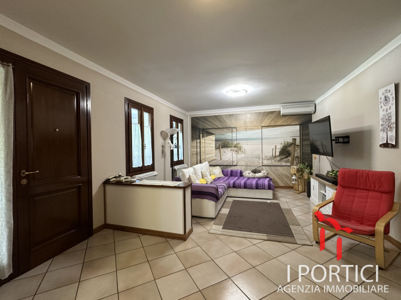 San Dono di Massanzago -

Proponiamo in vendita casa a San Dono di Massanzago, a pochi passi dal ...