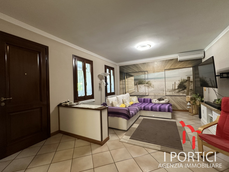 San Dono di Massanzago -

Proponiamo in vendita casa a San Dono di Massanzago, a pochi passi dal ...