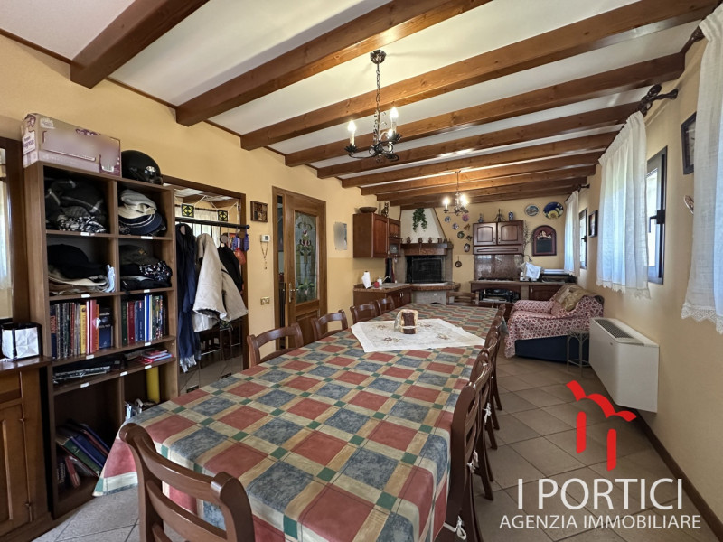 San Dono di Massanzago -

Proponiamo in vendita casa a San Dono di Massanzago, a pochi passi dal ...