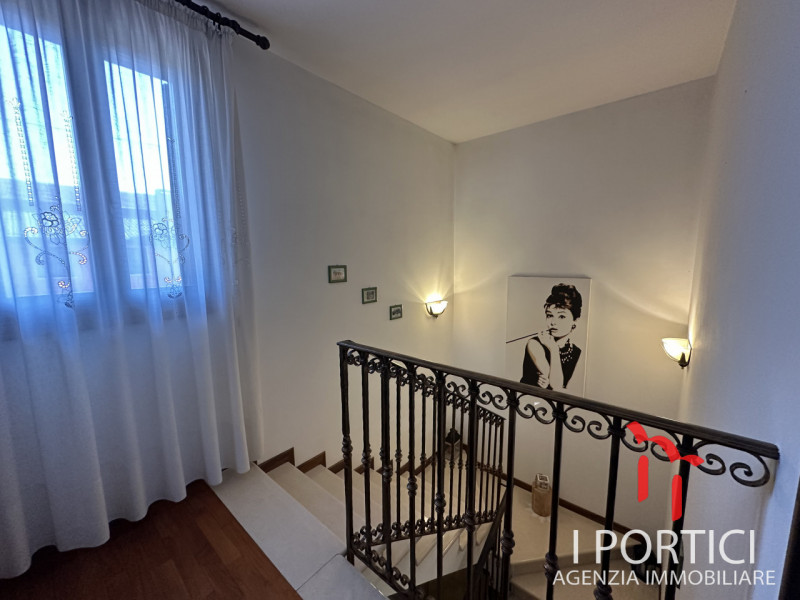 San Dono di Massanzago -

Proponiamo in vendita casa a San Dono di Massanzago, a pochi passi dal ...