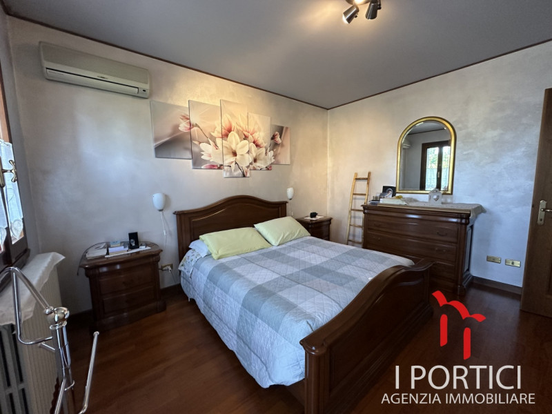 San Dono di Massanzago -

Proponiamo in vendita casa a San Dono di Massanzago, a pochi passi dal ...