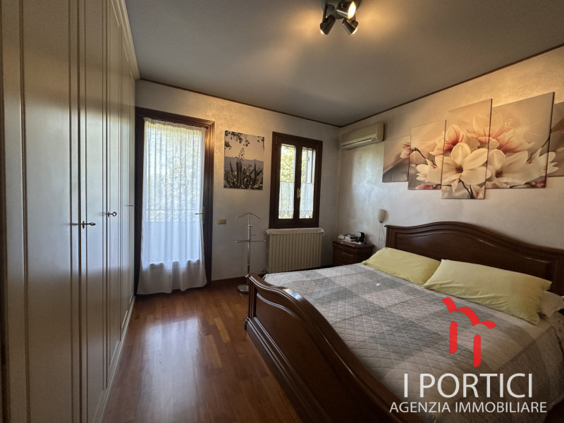 San Dono di Massanzago -

Proponiamo in vendita casa a San Dono di Massanzago, a pochi passi dal ...