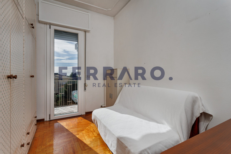 Treviso, San Zeno – Codice CV42

Proponiamo in vendita un tricamere appartamento di circa 105 mq,...