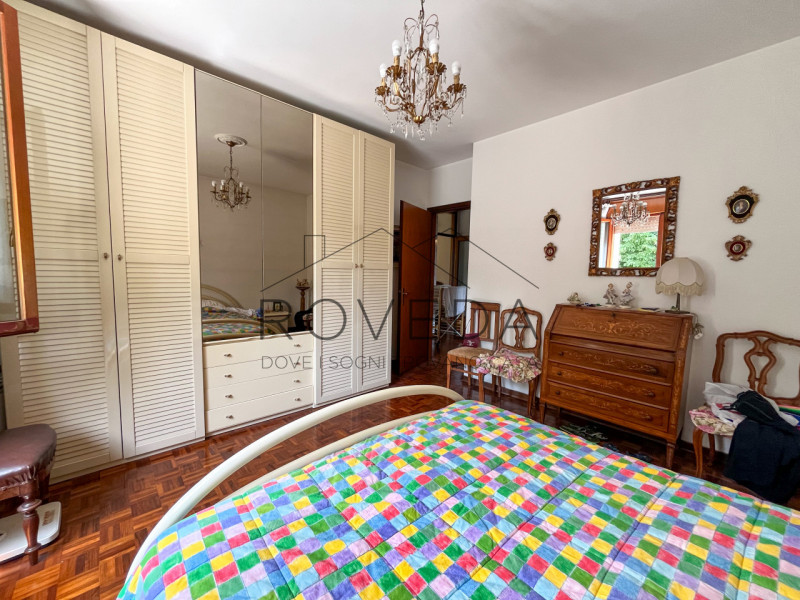 SILEA

RIFERIMENTO: SI1

L'agenzia Roveda immobiliare ha il piacere di proporvi questo appartamen...