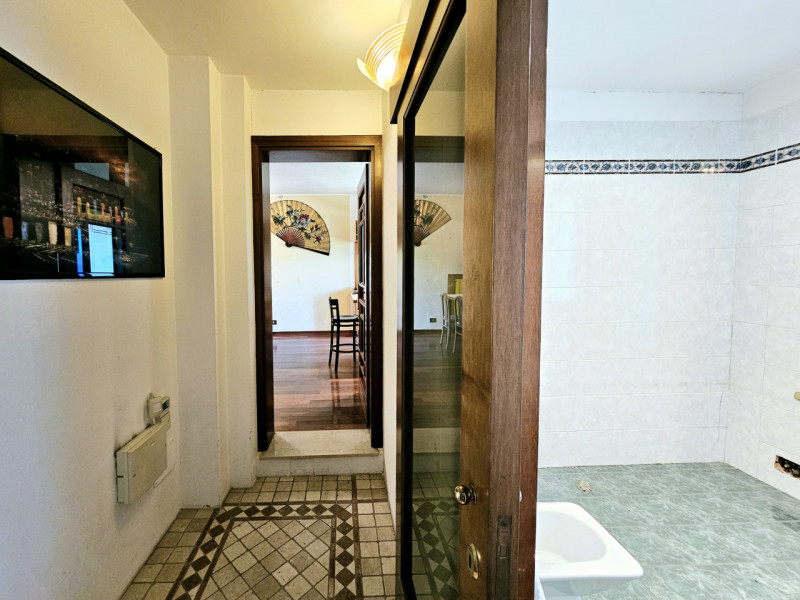 A Baone, proponiamo in vendita splendida porzione di bifamiliare, che rappresenta un'opportunità ...