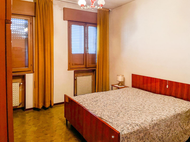 (Per INFO Vittorio 3517343301) Nel cuore di Sant'Urbano, un caratteristico paesino immerso nella ...