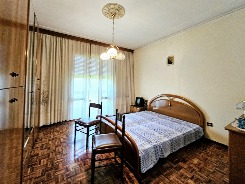 A Baone, proponiamo in vendita splendida porzione di bifamiliare, caratterizzata da spazi ampi e ...