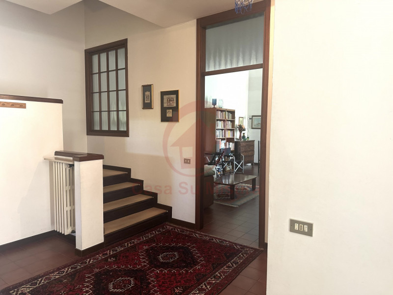 PORZIONE DI BIFAMILIARE COMODA AI SERVIZI - https://images.gestionaleimmobiliare.it/foto/annunci/250508/4492183/800x800/005__img_4286_wmk_0.jpg 