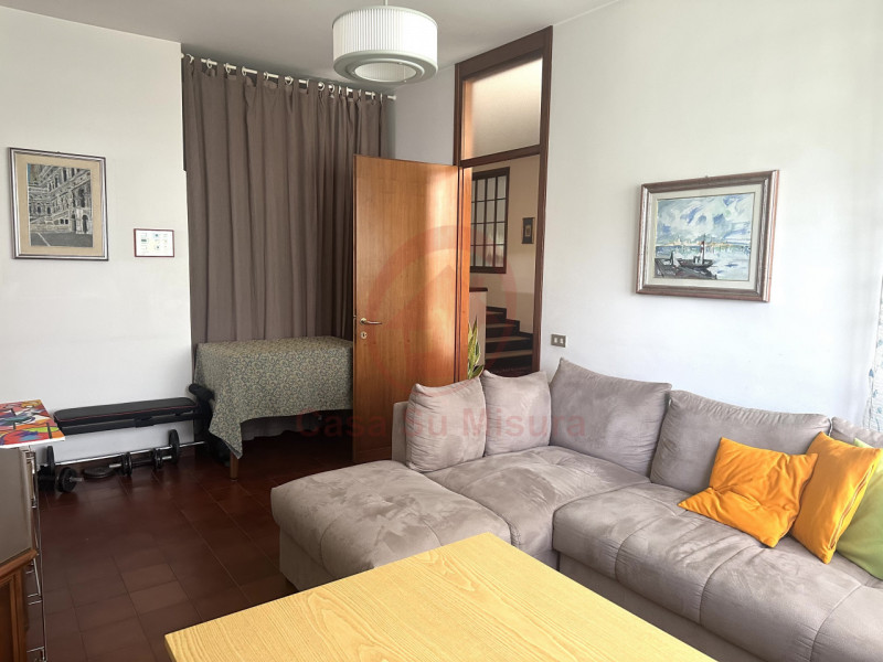 PORZIONE DI BIFAMILIARE COMODA AI SERVIZI - https://images.gestionaleimmobiliare.it/foto/annunci/250508/4492183/800x800/009__img_4301_wmk_0.jpg 