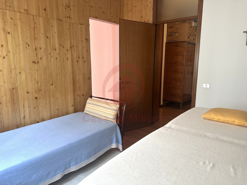 PORZIONE DI BIFAMILIARE COMODA AI SERVIZI - https://images.gestionaleimmobiliare.it/foto/annunci/250508/4492183/800x800/019__img_4337_wmk_0.jpg 