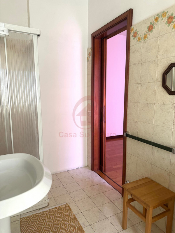 PORZIONE DI BIFAMILIARE COMODA AI SERVIZI - https://images.gestionaleimmobiliare.it/foto/annunci/250508/4492183/800x800/023__img_4350_1_11zon_wmk_0.jpg 