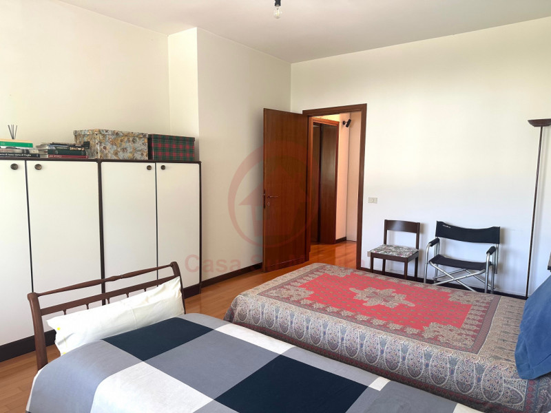 PORZIONE DI BIFAMILIARE COMODA AI SERVIZI - https://images.gestionaleimmobiliare.it/foto/annunci/250508/4492183/800x800/031__img_4374_16_11zon_wmk_0.jpg 