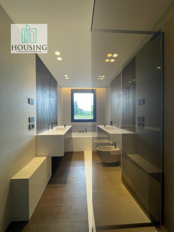 A Monteortone, in un contesto ai piedi dei Colli Euganei e a 7 minuti a piedi dal centro pedonale...