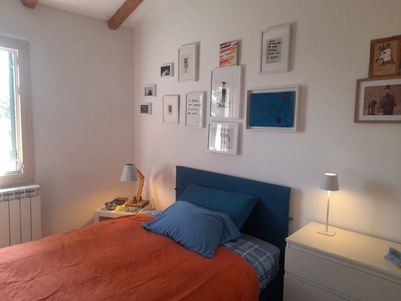 Nel comune di Roncade, casa di campagna singola con scoperto privato e impianto fotovoltaico.
 
L...