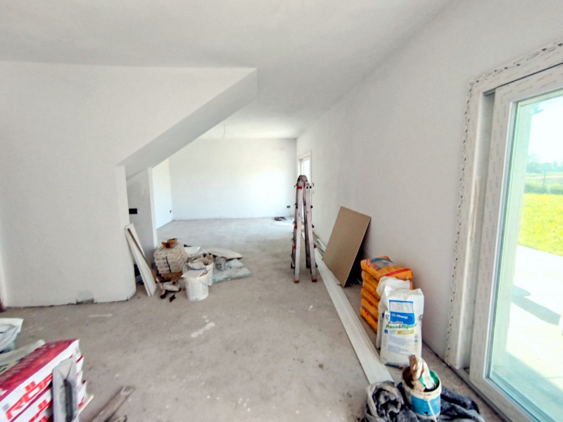 BIFAMILIARE A VOLTABAROZZO €.380.000 - rif.CL473

Situata a VOLTABAROZZO, una delle zone residenz...