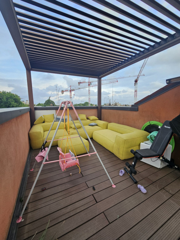 Sei alla ricerca di un'abitazione elegante e raffinata nel cuore di Padova? Questo splendido appa...