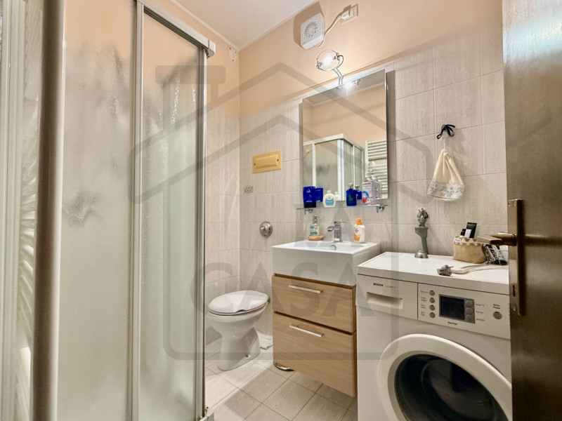 PONTE SAN NICOLO’ – In pieno centro, a due passi da tutti i principali servizi, proponiamo in ven...